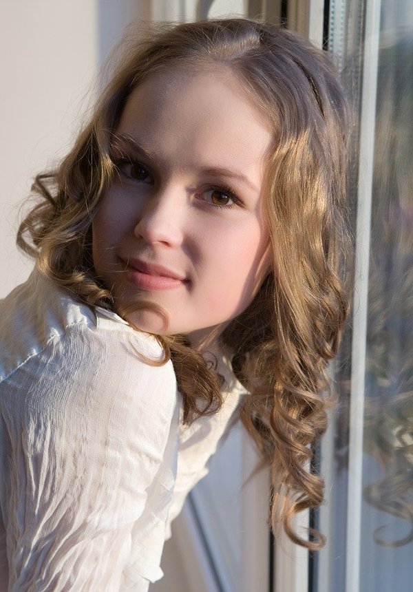 Нина, 20 лет, 6 размер груди