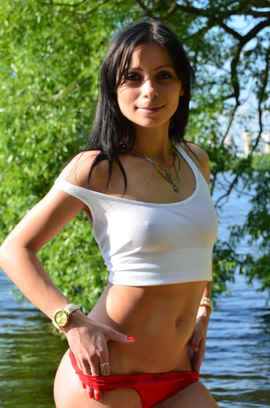 Снежана, 22 года, 1 размер груди